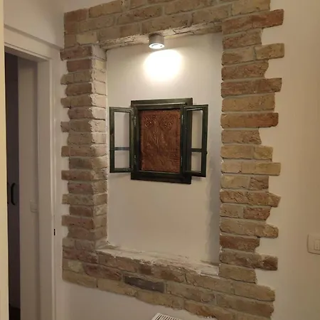 Newly Renovated Private In The Hearth Of The *